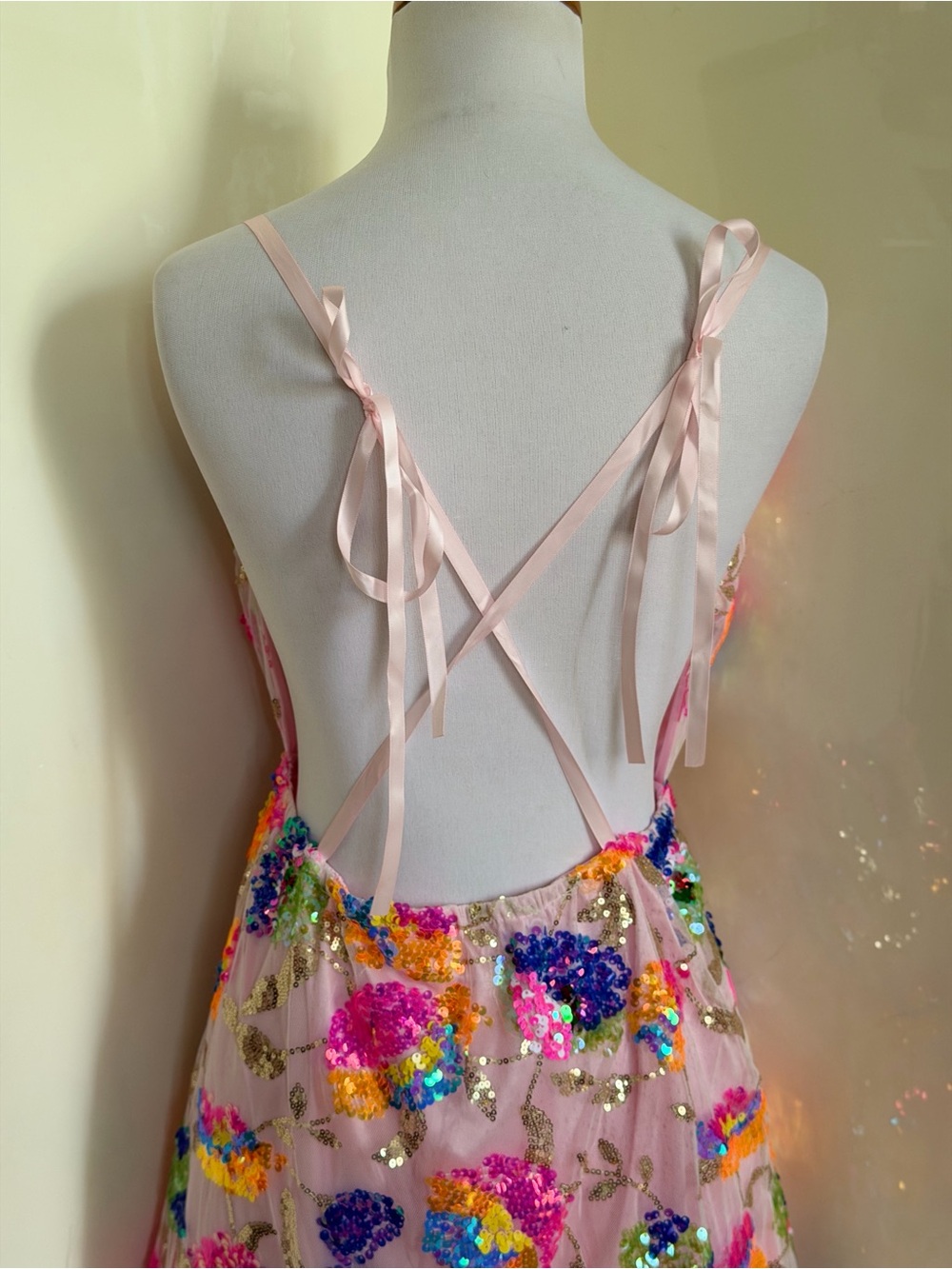 Boutique V Neck Open Back Sequined Floral Tie A Line Mini Dress sz M - Picture 7 of 12